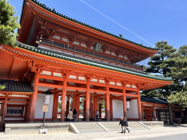 神社の建築様式入門｜本殿・拝殿・鳥居の種類と見分け方